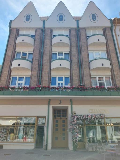 Art Nouveau Apartment Ultracentral Oradea Exterior photo